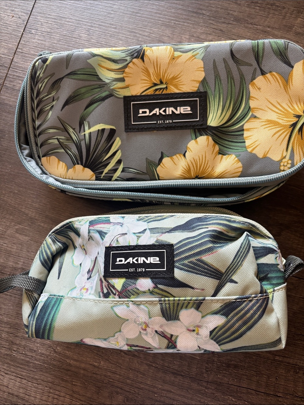 Dakine Tropical Floral Pouch Duo - Yellow & Light Green